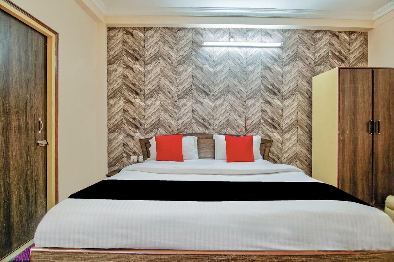 Capital O 41962 Hotel Mandakini Continental Lucknow Luaran gambar