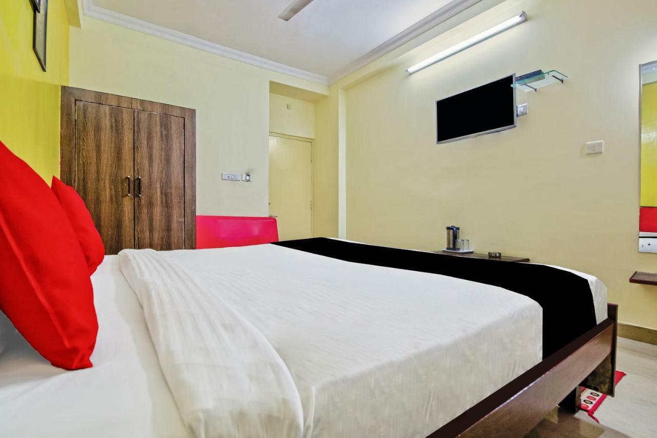 Capital O 41962 Hotel Mandakini Continental Lucknow Luaran gambar