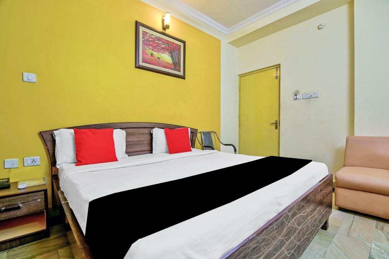 Capital O 41962 Hotel Mandakini Continental Lucknow Luaran gambar